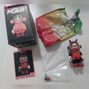 Popmart Space Molly 100% Series 3 Gary Baseman